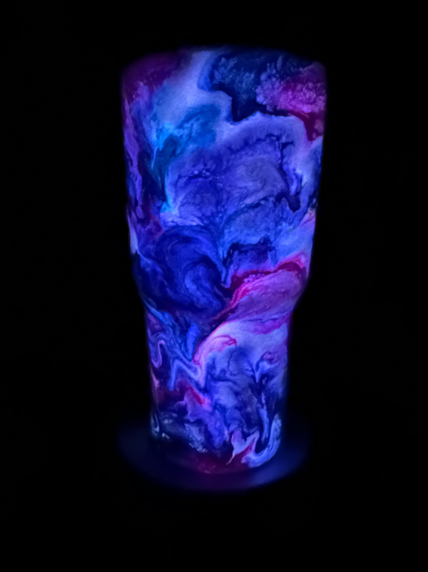 Twisted With a Glow (30oz)