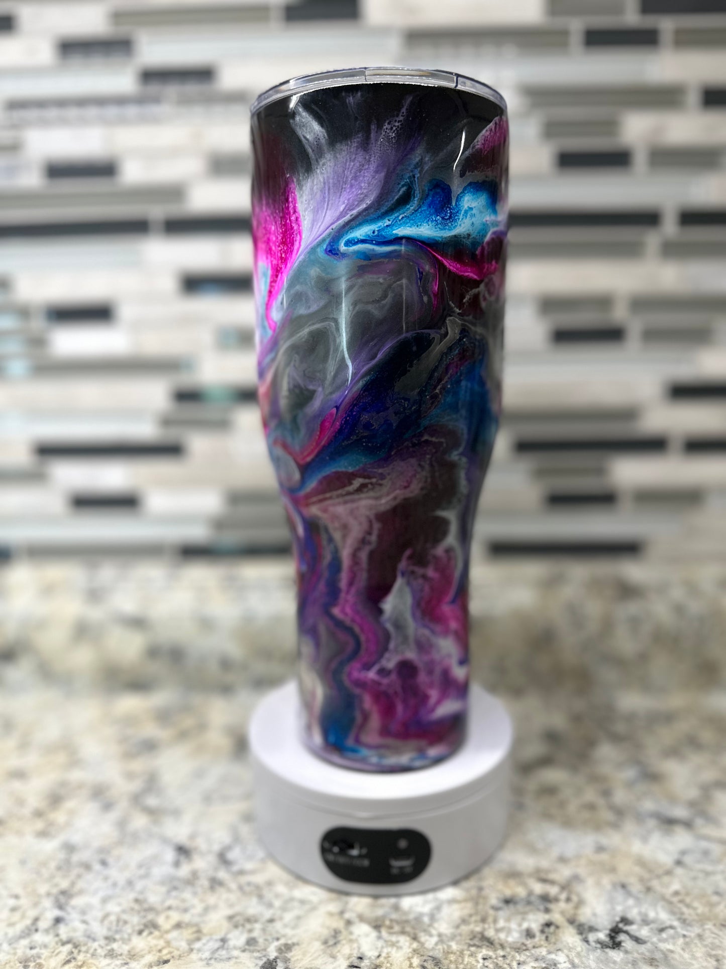 Space Age Modern Curve with Glow (40oz)