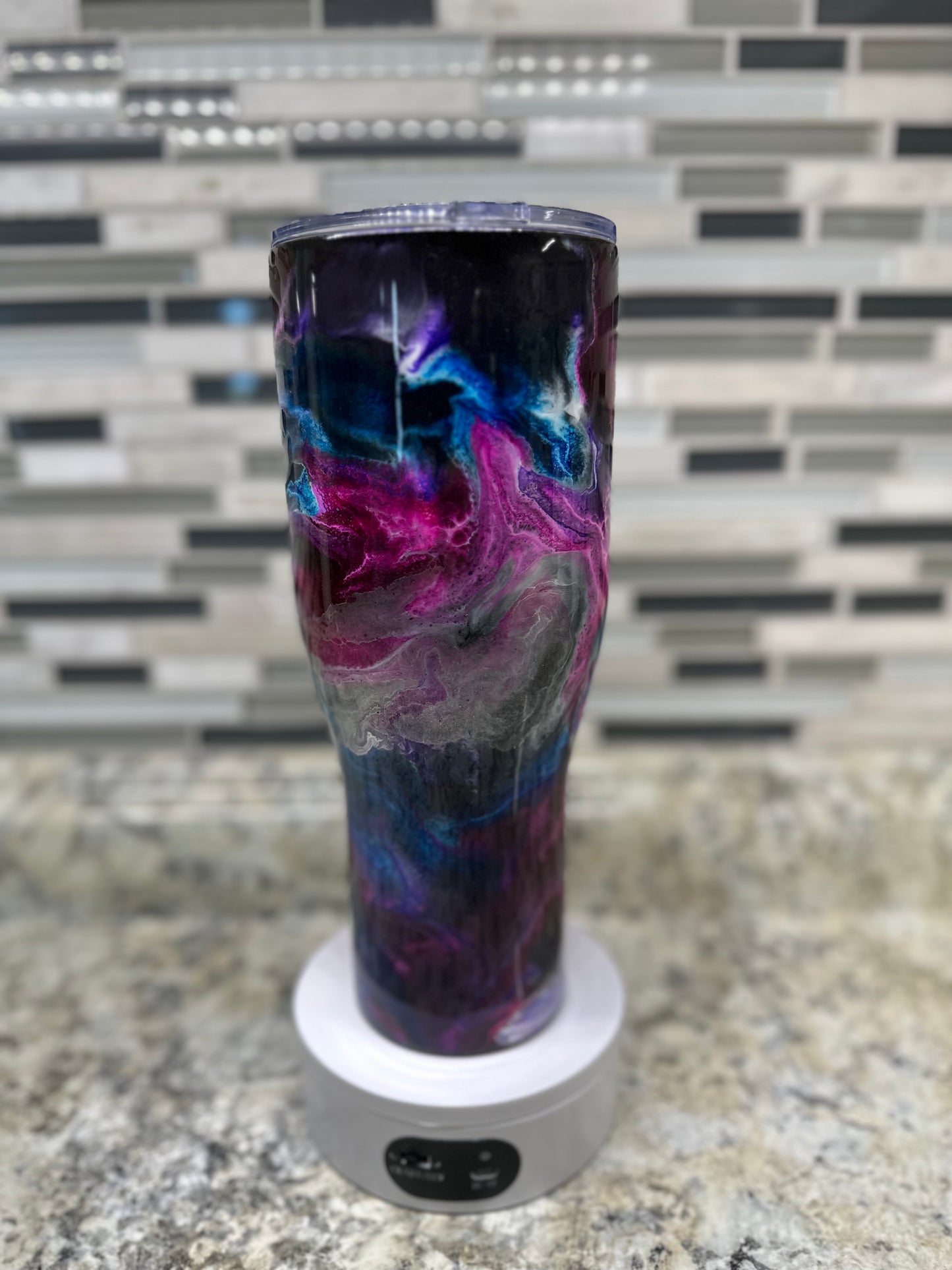 Space Age Modern Curve with Glow (40oz)