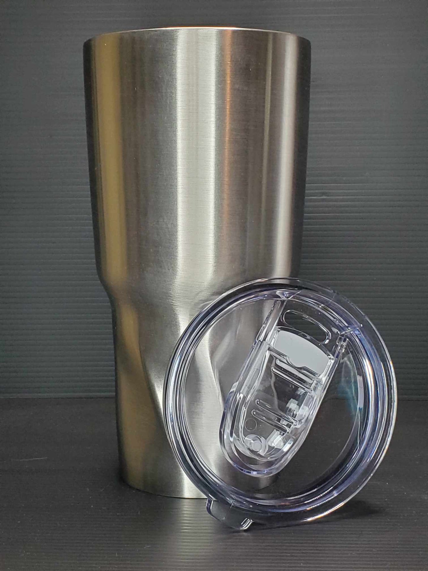 30 oz Twisted Tumbler